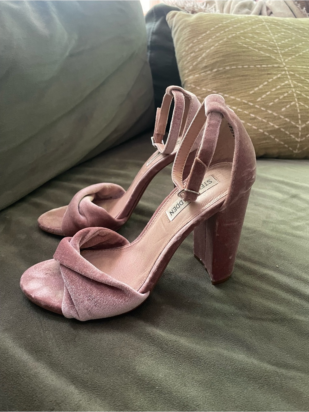 Steve Madden Blush Velvet Block Heel Sandals